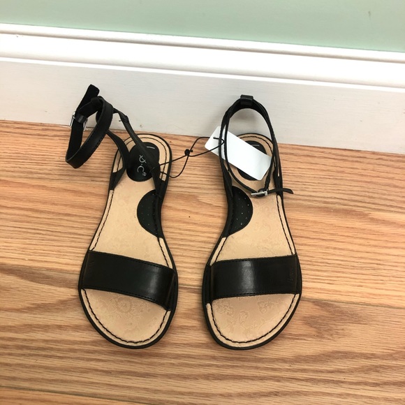 B.O.C Women's Strappy Sandals: Black - Picture 2 of 5